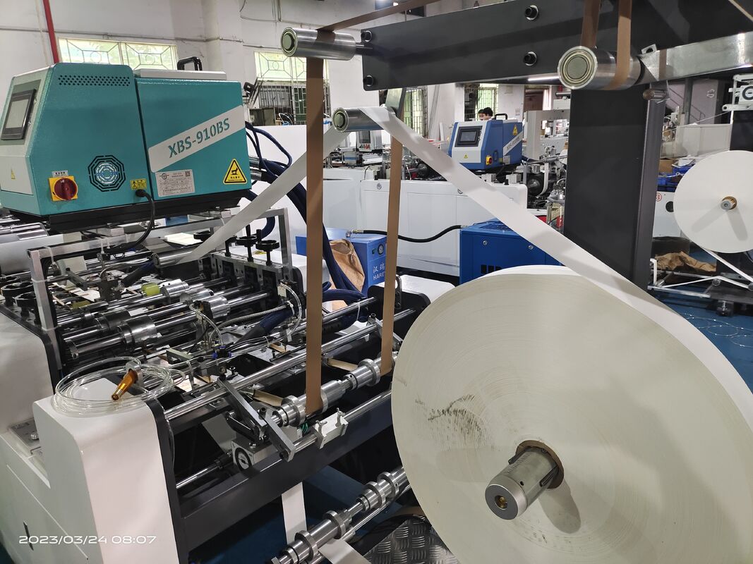 Stable Performance 188 Automatic 2 Robot Arms Flat Paper Handle Pasting Machine Precise Control for Paper Handle System